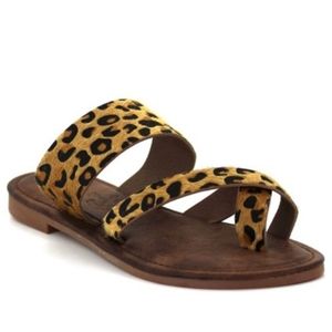 SEVEN7  Maldives Leopard Sandals